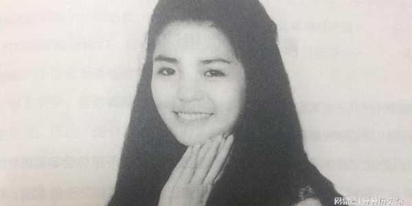 “央视一姐”朱迅的落寞，是整个主持界的悲哀，让人痛惜不已