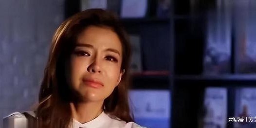 “央视一姐”朱迅的落寞，是整个主持界的悲哀，让人痛惜不已