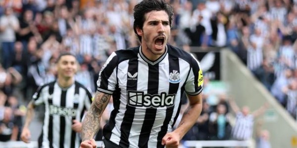 世俱杯-【早报】主打劫富济贫！切尔西赛季双杀热刺